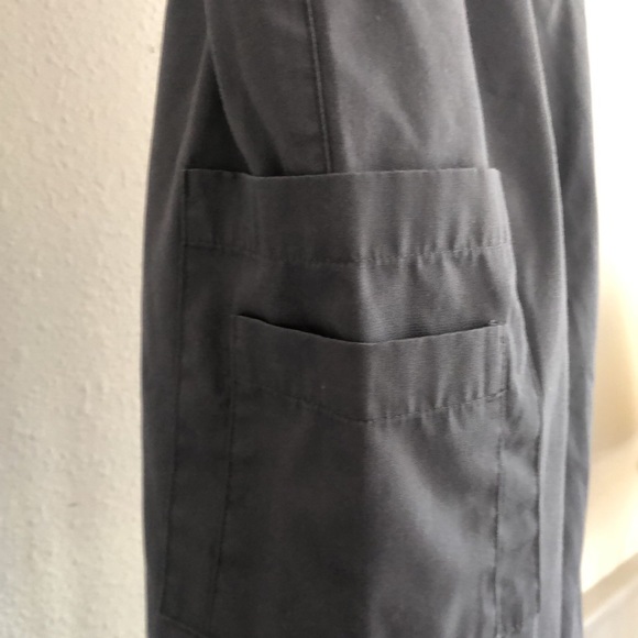 Women’s, Dagacci Size Medium , Gray Scrubs - Picture 4 of 9